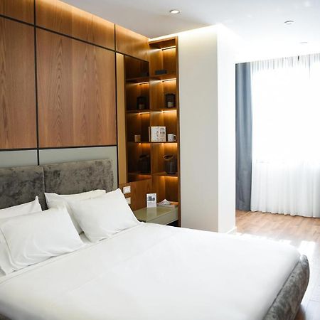 The Wilson Tirana Otel Dış mekan fotoğraf