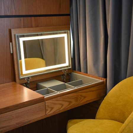 The Wilson Tirana Otel Dış mekan fotoğraf
