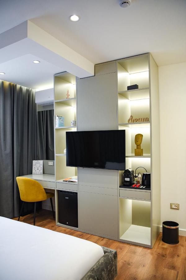 The Wilson Tirana Otel Dış mekan fotoğraf