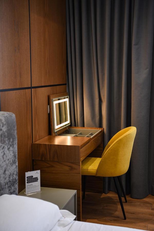 The Wilson Tirana Otel Dış mekan fotoğraf