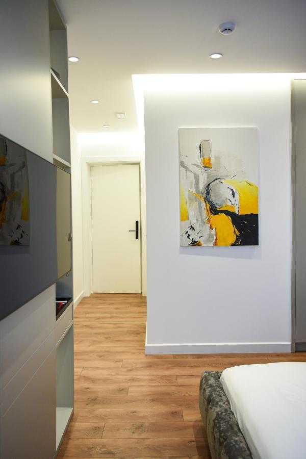 The Wilson Tirana Otel Dış mekan fotoğraf