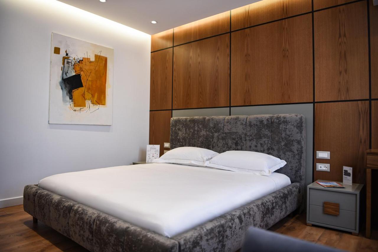 The Wilson Tirana Otel Dış mekan fotoğraf